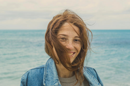 Le microneedling permet-il d’éliminer les taches de rousseur ?